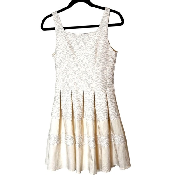 Darling Abbie Dress-Cream 1950's Style Prom Dress - Picture 3 of 12